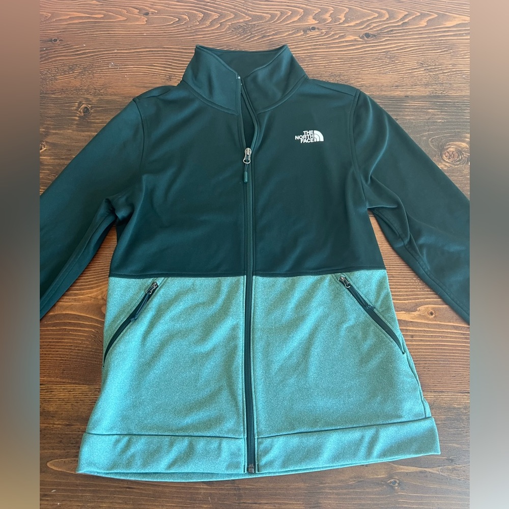 Women’s North Face jacket